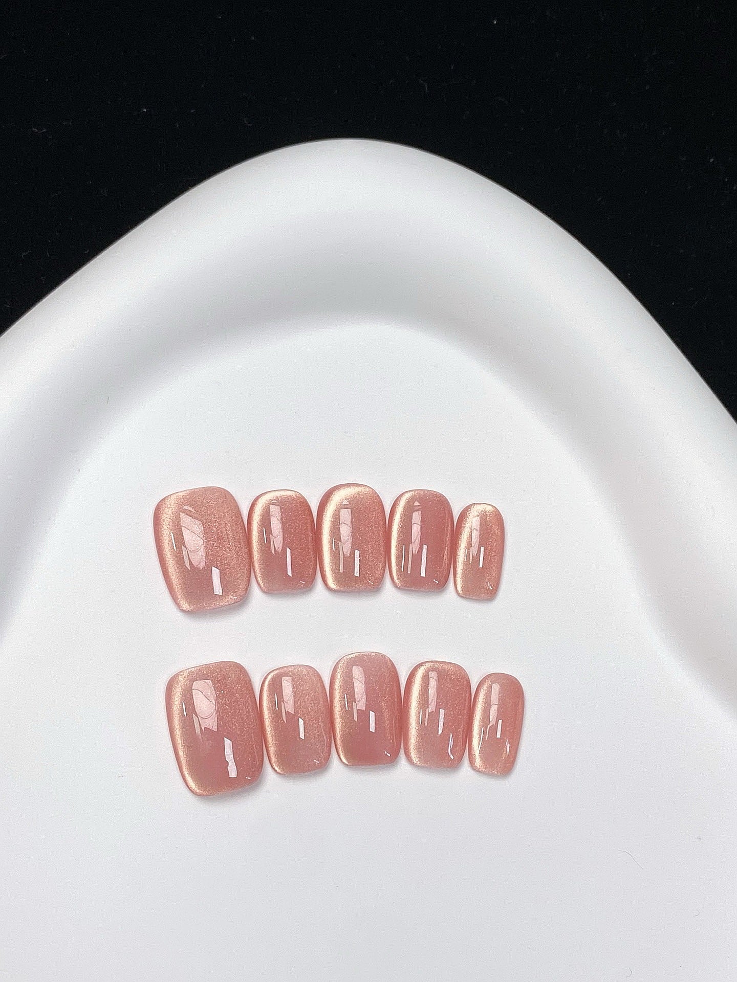 Peach Illusion