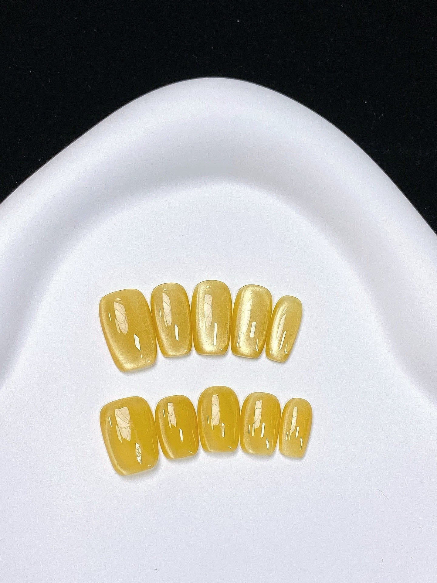 Golden Sheen press on nails