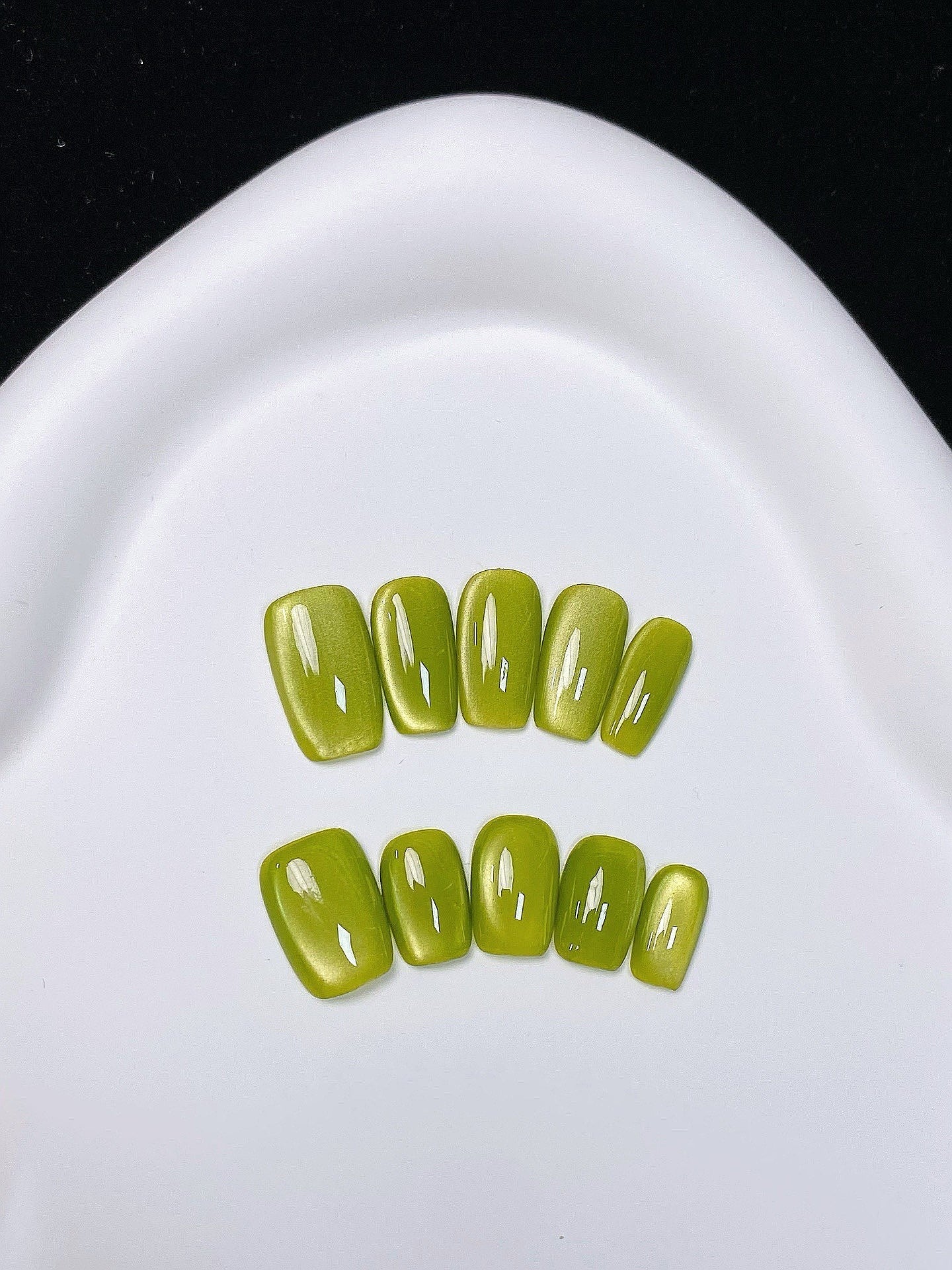 Lime Sheen press on nails