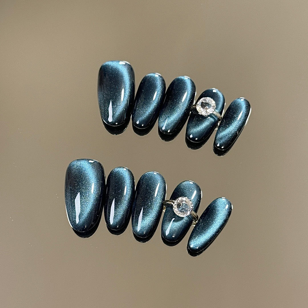 Aqua Glint press on nails