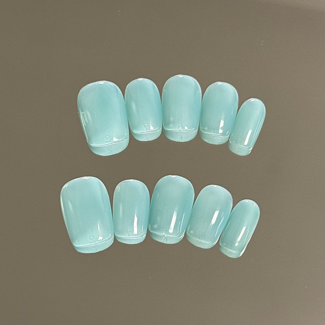 Aqua Whisper press on nails