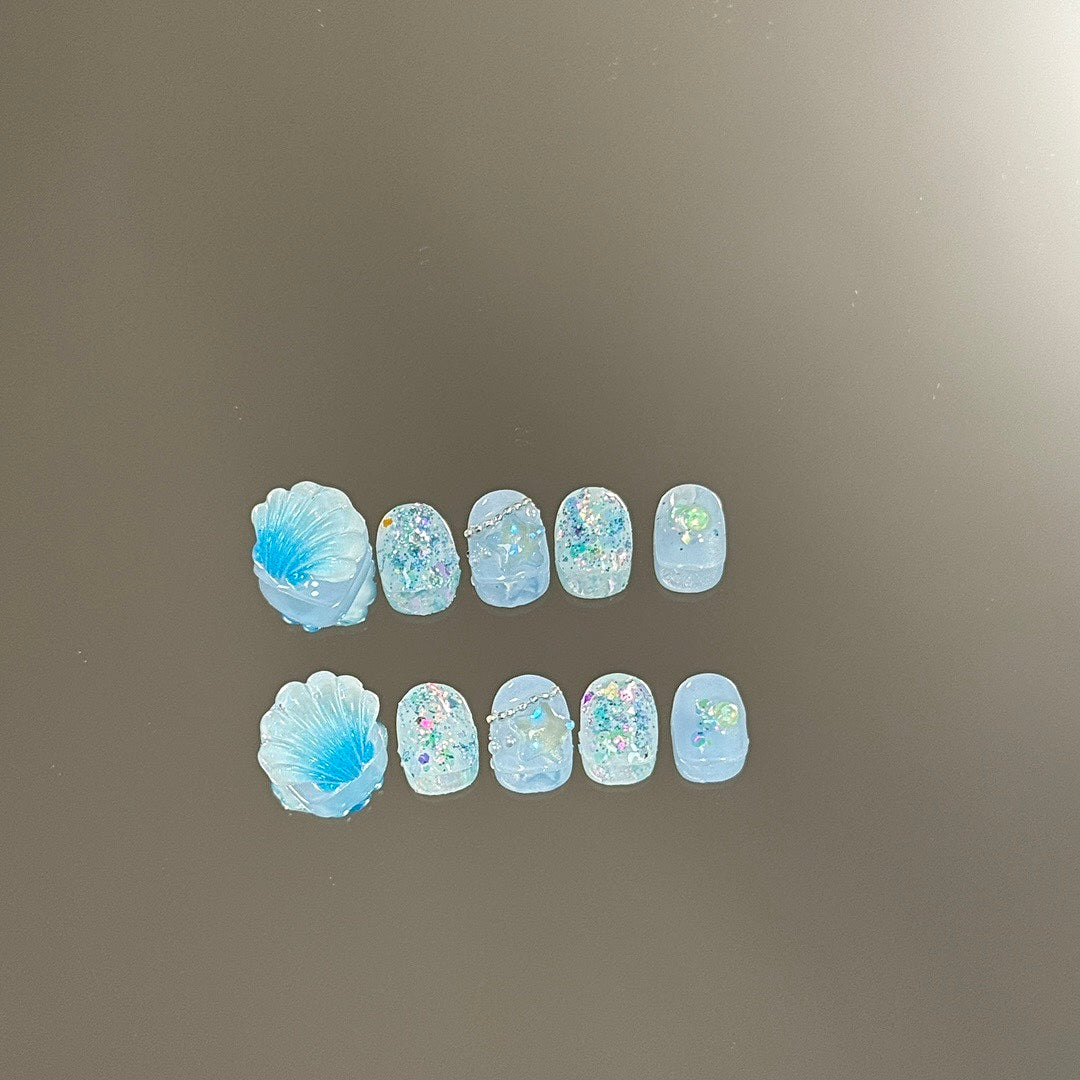 Azure Shells press on nails