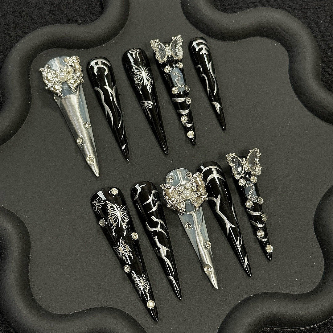 Butterfly Noir press on nails