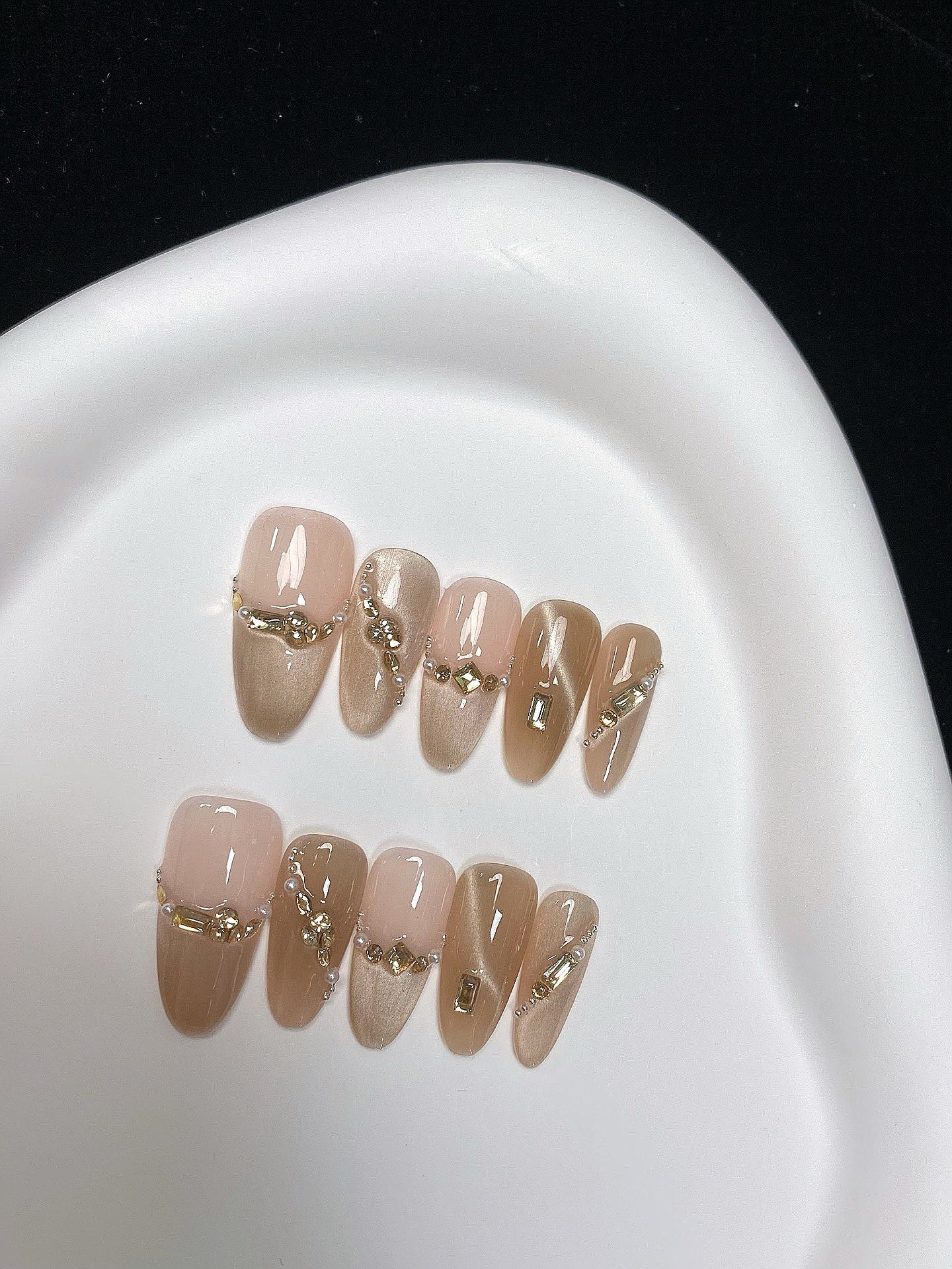 Chain Gleam press on nails