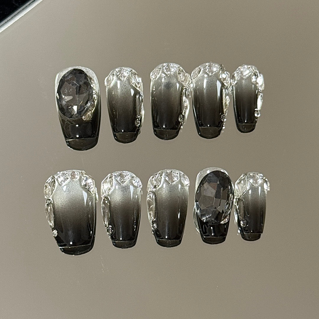 Onyx Fade press on nails