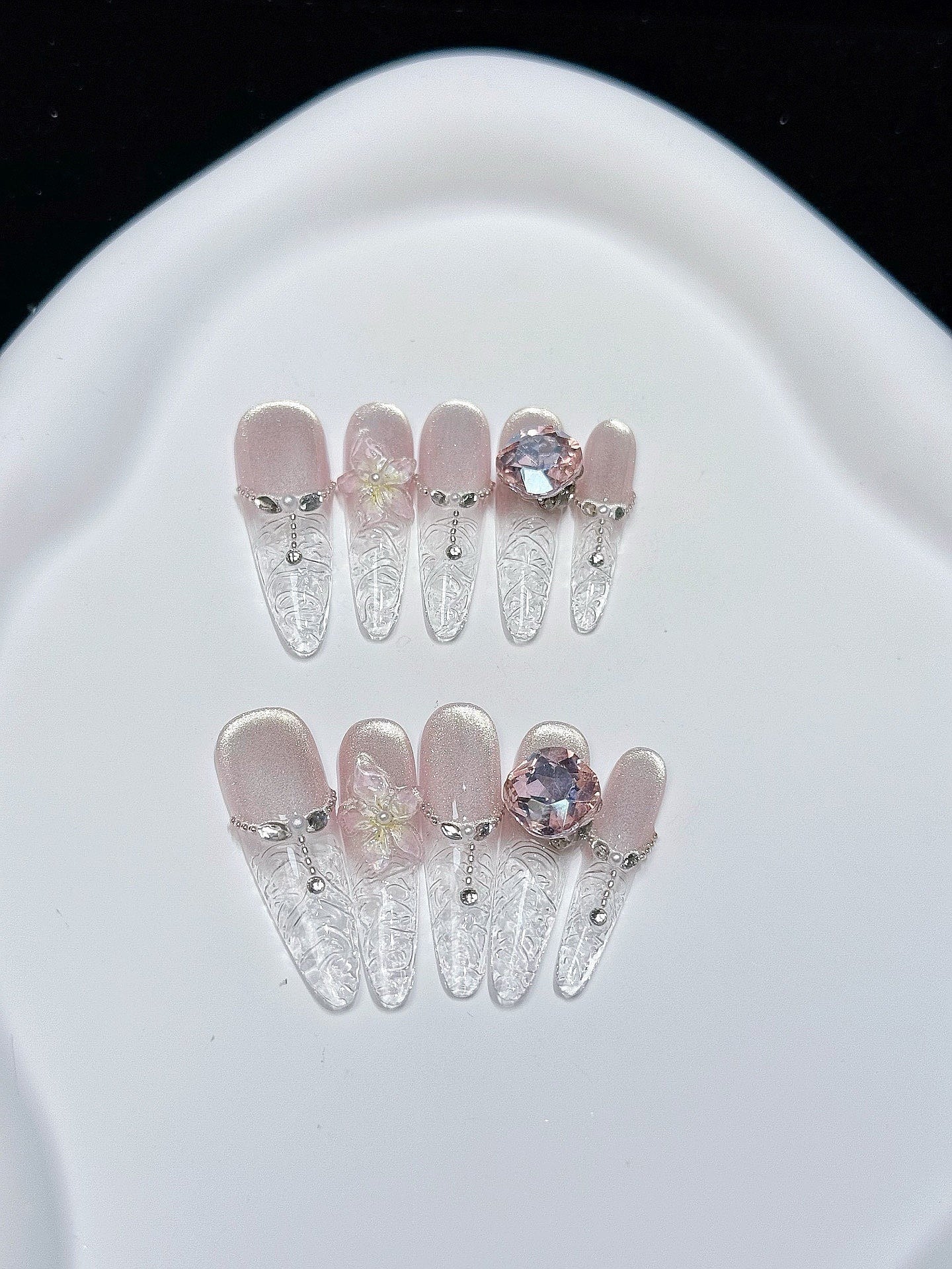 Petal Frost press on nails